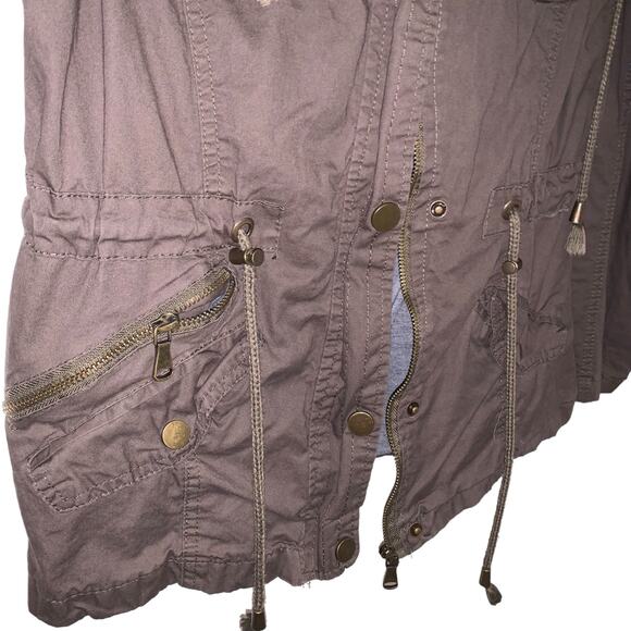 Snobbish Zip Up Utility Jacket-Size Small, Olive Green with Adjustable Features - Picture 7 of 9